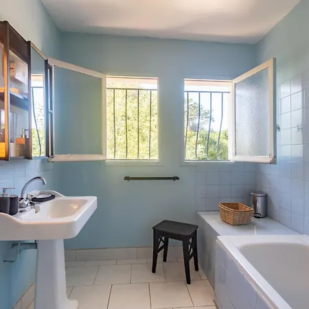 Casa vacanze Chenou-1 By Interhome