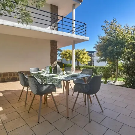Chenou-1 By Interhome
