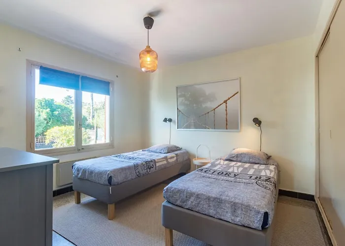 Chenou-1 By Interhome * Les Issambres